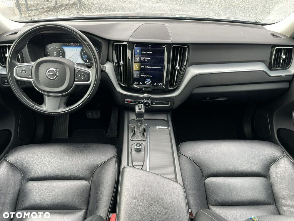 Volvo XC 60 T5 Momentum - 26
