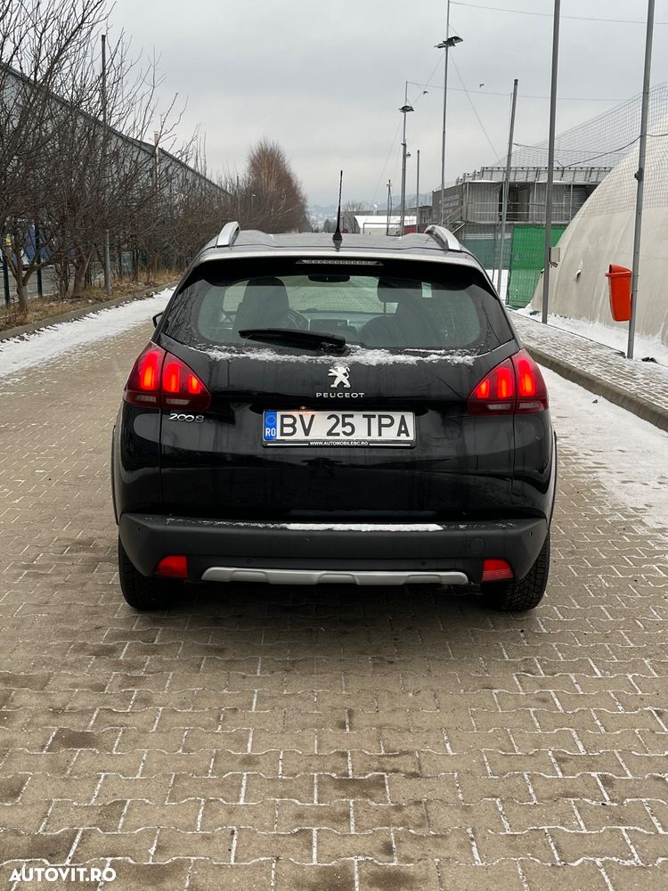 Peugeot 2008 1.2 PureTech Turbo S&S Allure - 3