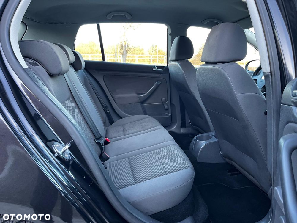Volkswagen Golf - 7