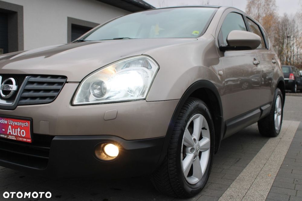 Nissan Qashqai 2.0 dCi 4 x 4 DPF tekna - 13