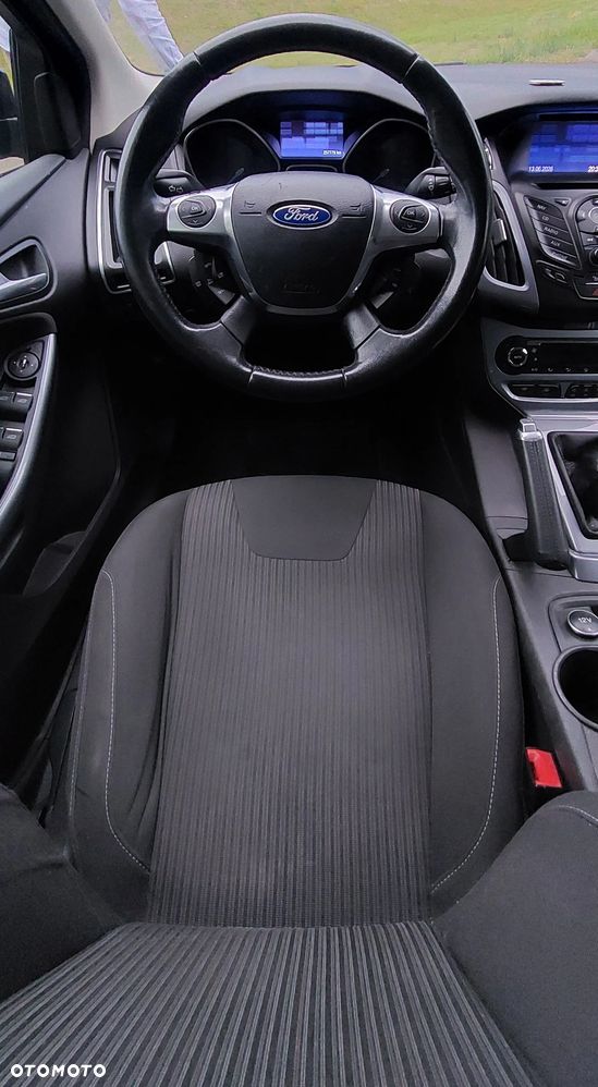 Ford Focus 1.6 EcoBoost Titanium - 16