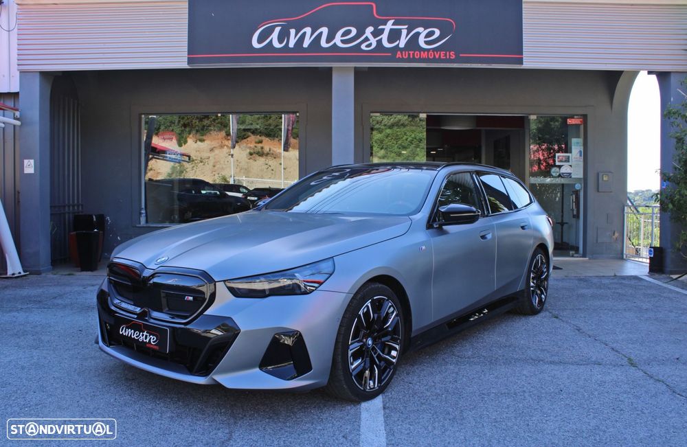 BMW i5 M60 xDrive Pack Desportivo M Pro - 1