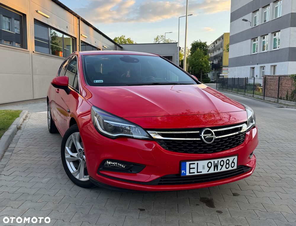 Opel Astra 1.4 T Dynamic S&S - 15