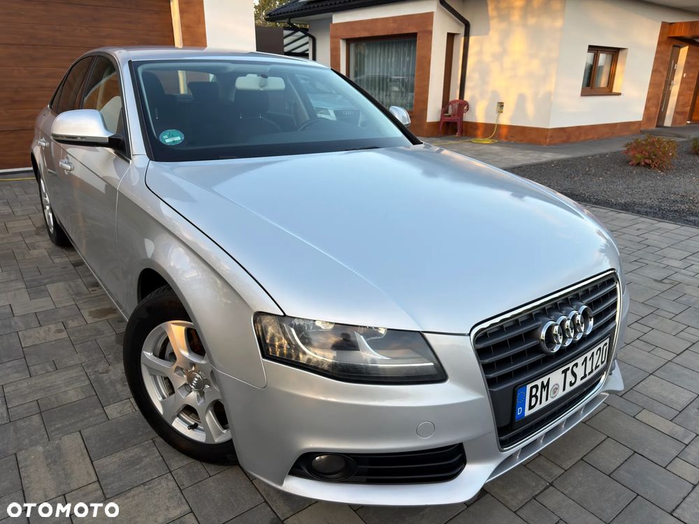 Audi A4 Limousine
