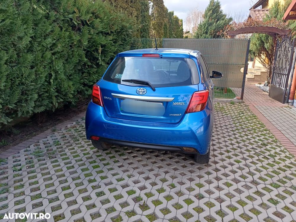 Toyota Yaris 1.5 VVT-i HSD Luna - 4