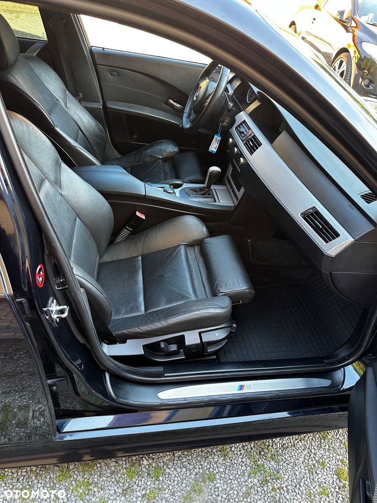 BMW Seria 5 525i - 15