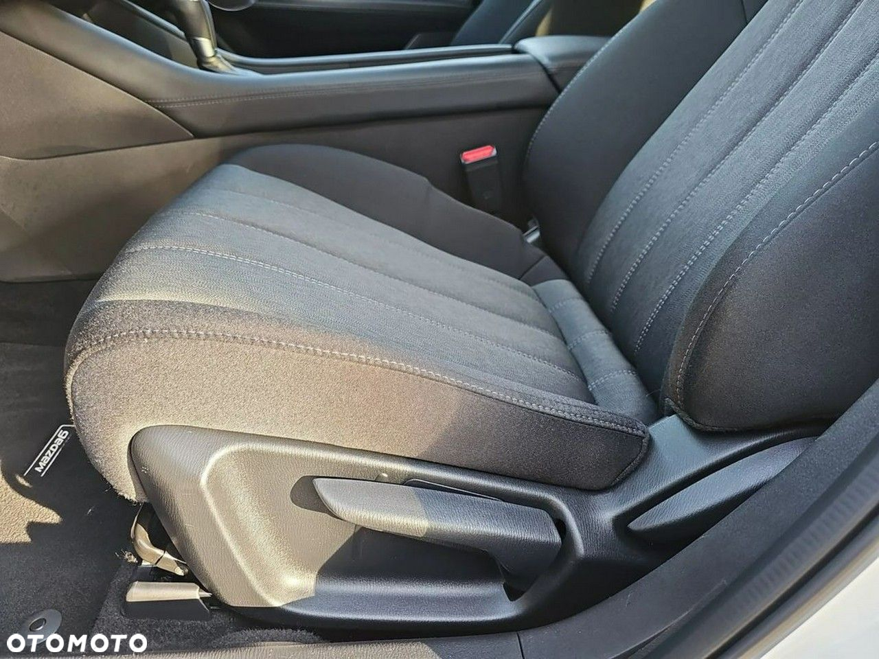 Mazda 6 2.0 SkyJoy - 11