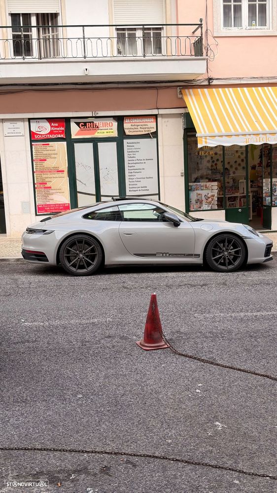 Porsche 911 (992) Carrera T - 9