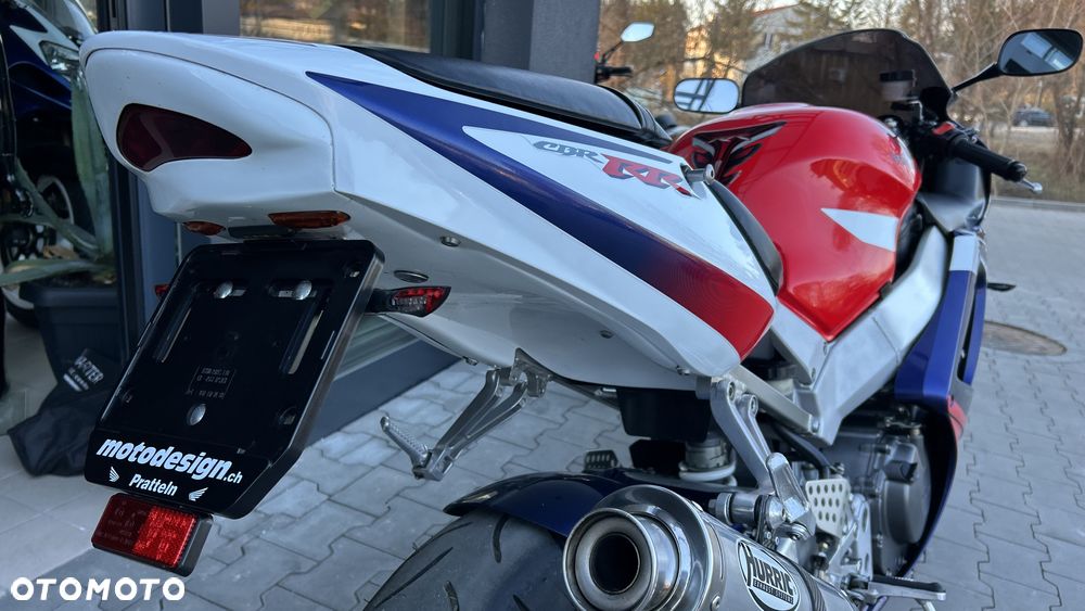 Honda CBR - 8