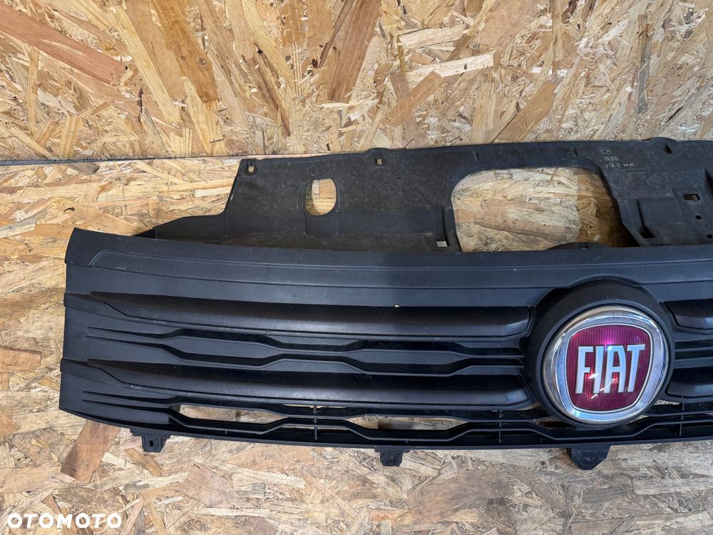 Fiat talento atrapa grill - 2