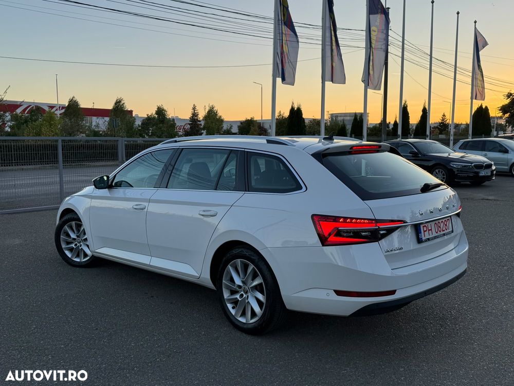 Skoda Superb 2.0 TDI DSG Style - 20
