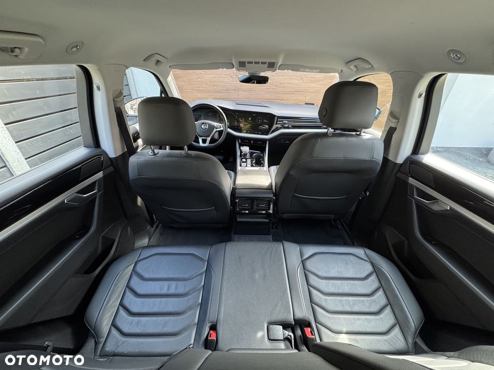 Volkswagen Touareg 3.0 V6 TDI SCR 4Mot Elegance - 32