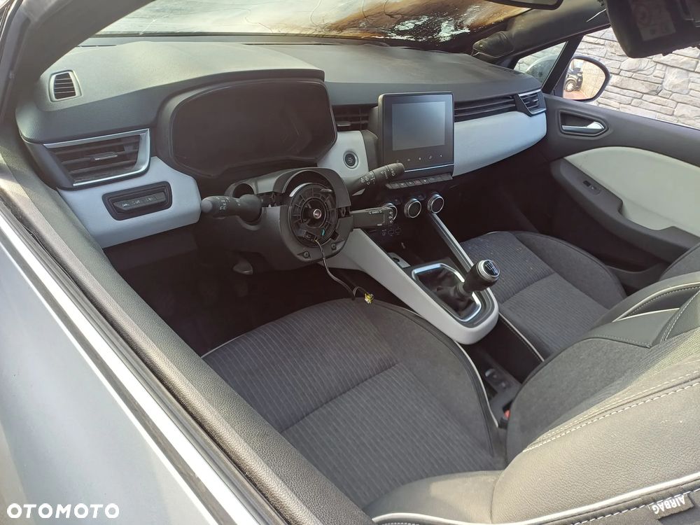 Renault Clio 1.0 TCe Evolution - 8