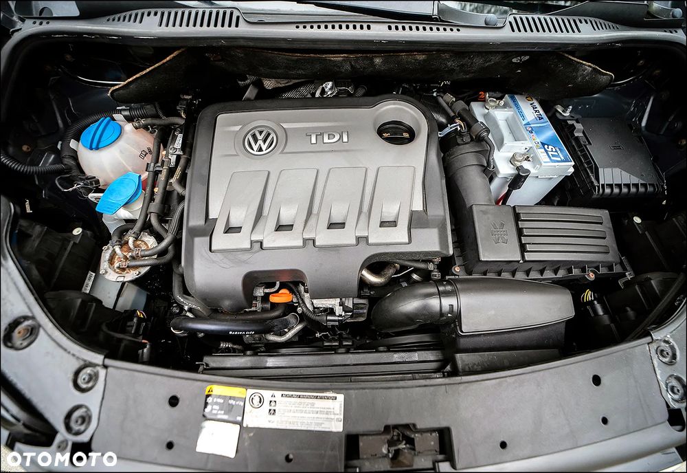 Volkswagen Touran - 35
