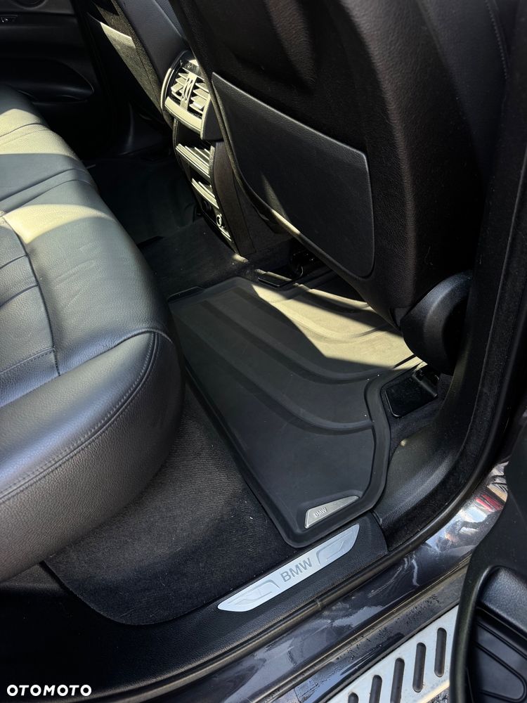 BMW X5 - 25