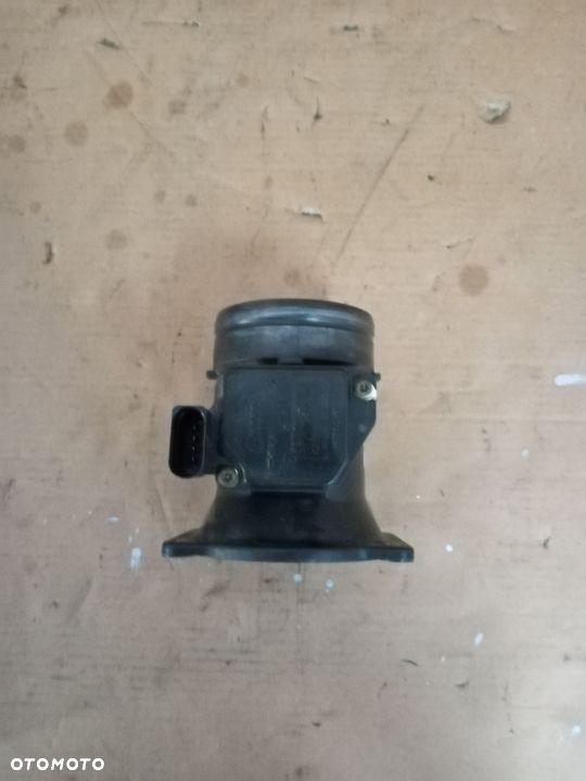 Przepływomierz Powietrza Audi A4 B5 06B133835E - 2