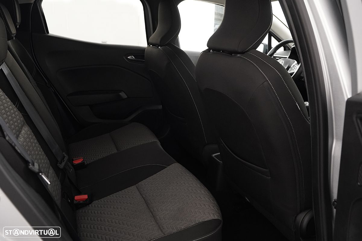 Renault Clio 1.0 TCe Evolution Bi-Fuel - 23