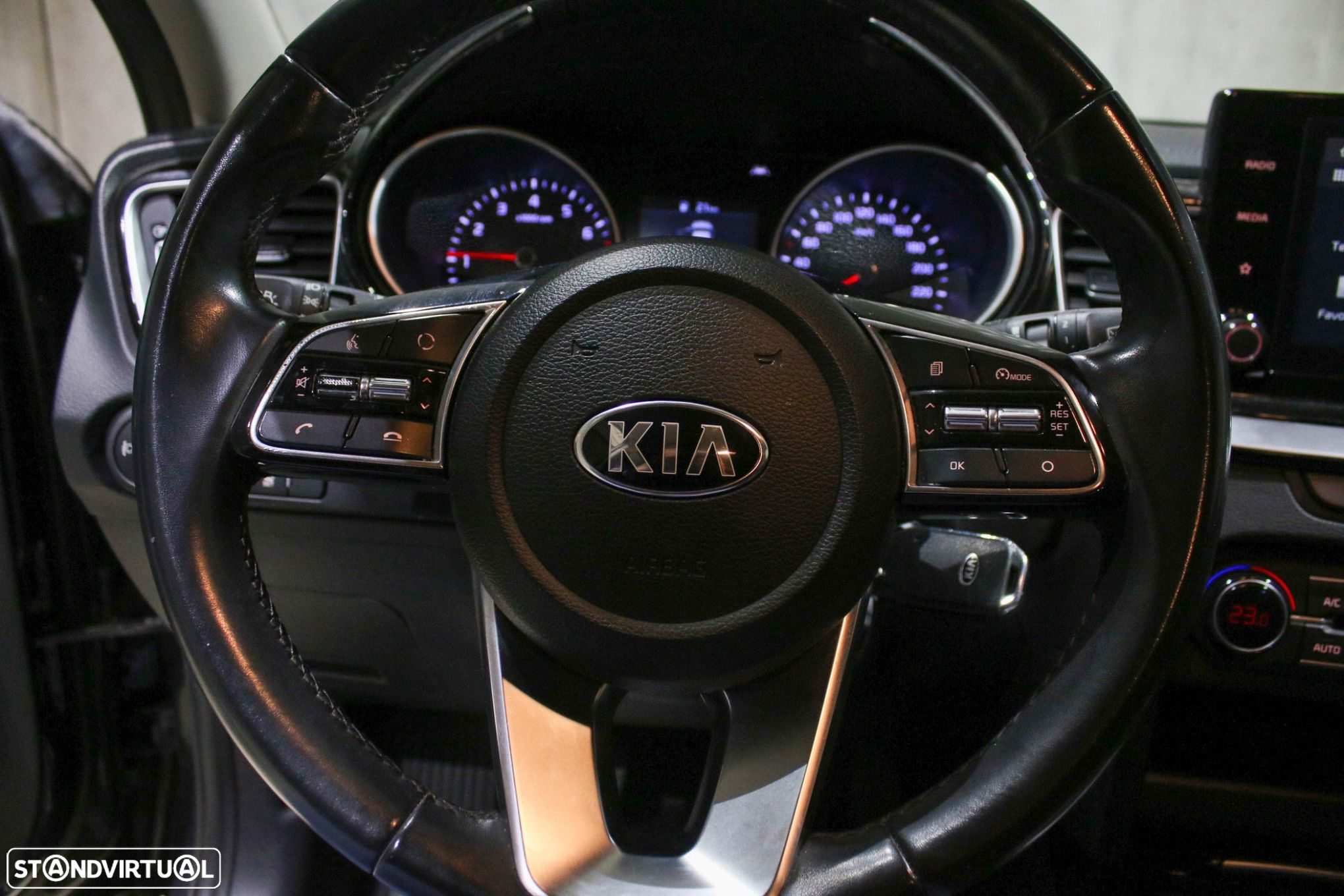 Kia XCeed 1.0 T-GDI Tech - 24