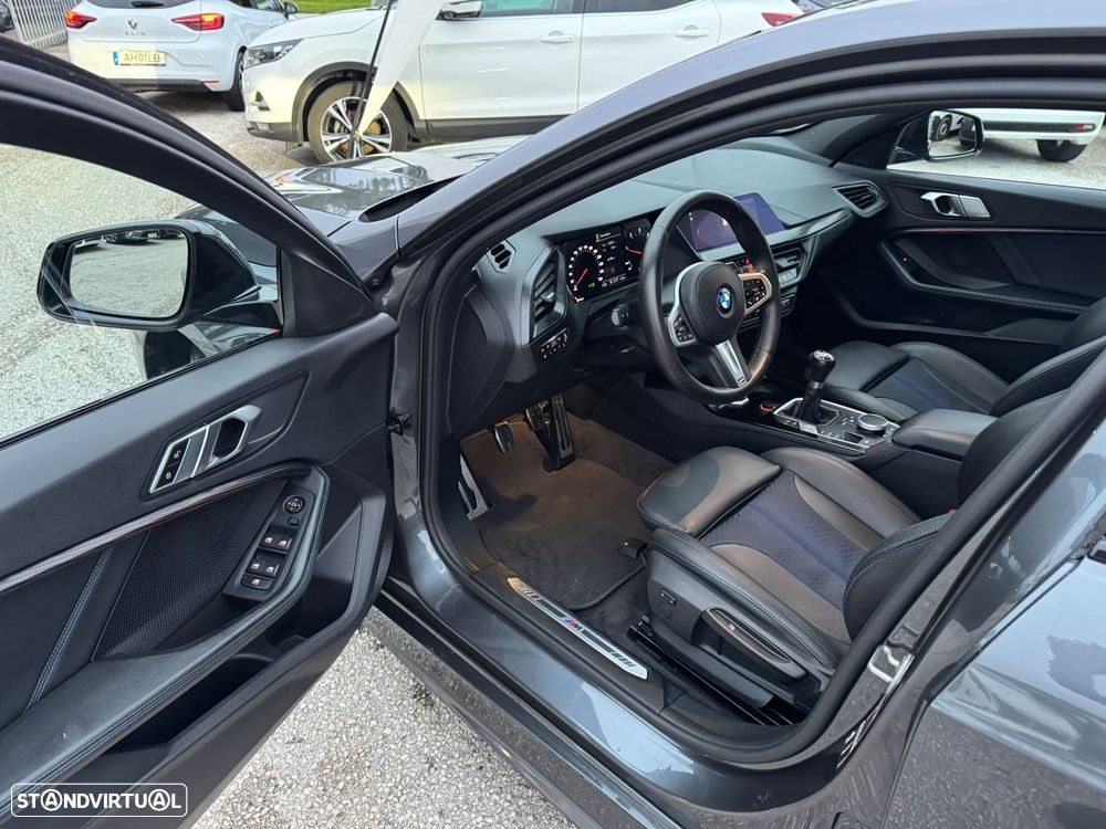 BMW 116 d Pack Desportivo M - 22
