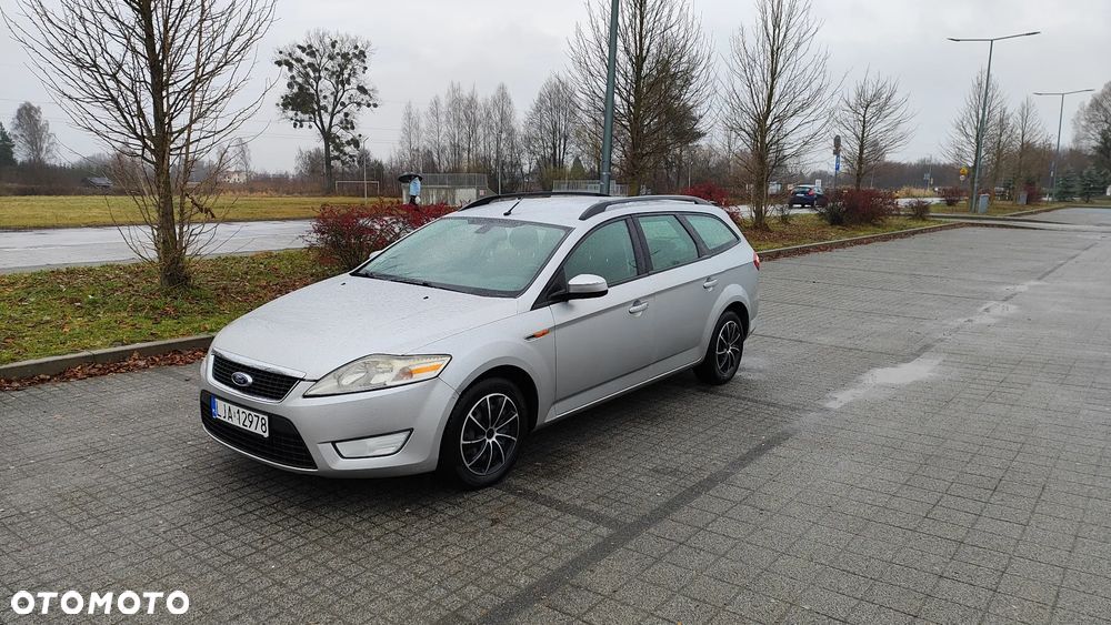 Ford Mondeo 2.0 TDCi Ambiente - 25