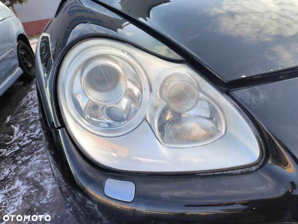 Zderzak maska drzwi części Porsche Cayenne I 4.5 V8 - 6