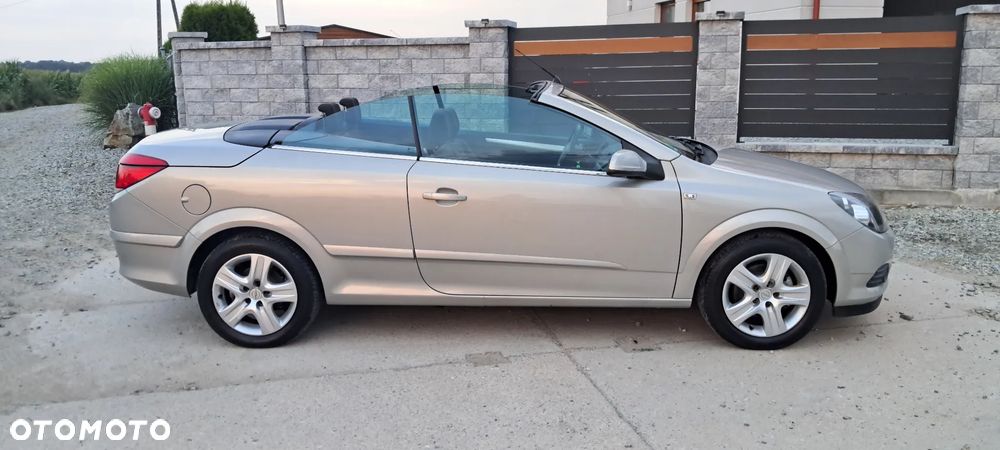 Opel Astra 1.6 Cosmo - 8