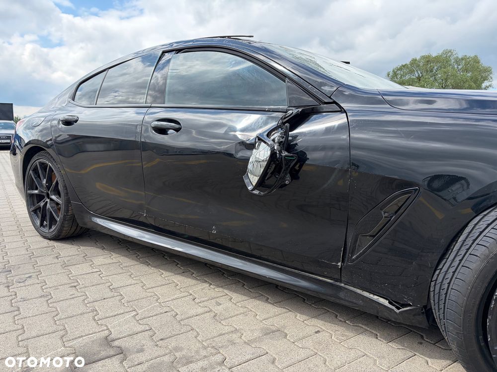 BMW Seria 8 - 18