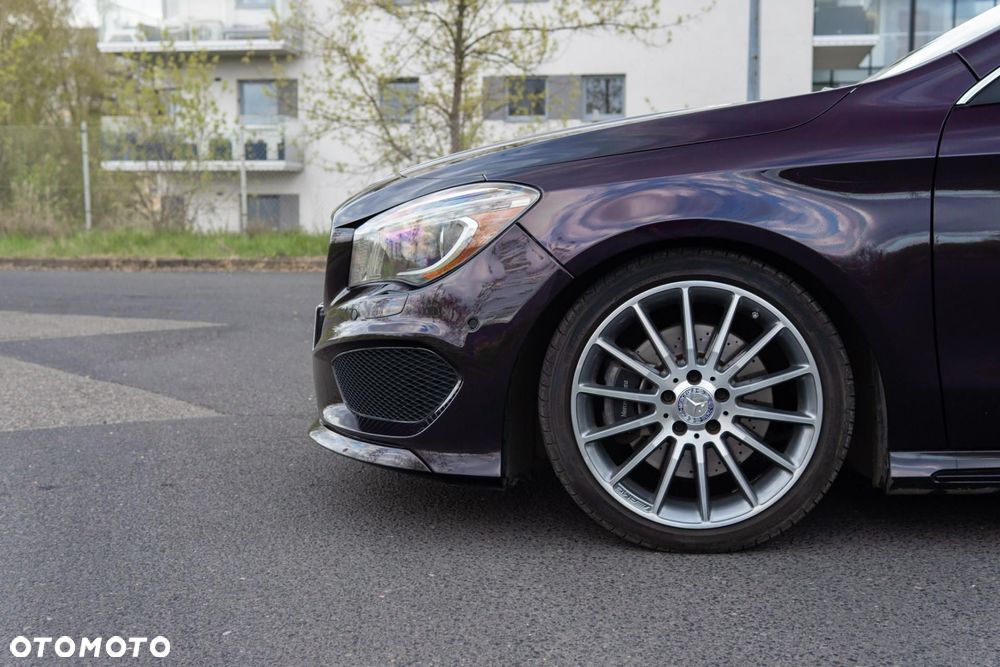 Mercedes-Benz CLA 250 7G-DCT AMG Line - 39