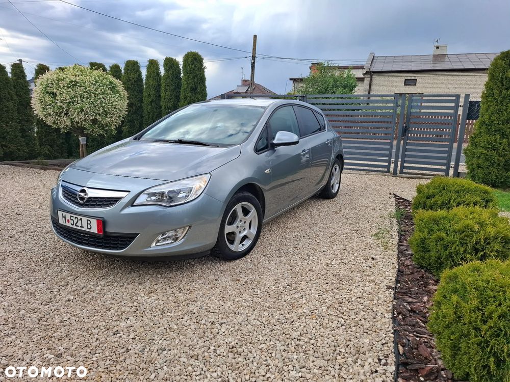 Opel Astra 1.4 Turbo Innovation - 1