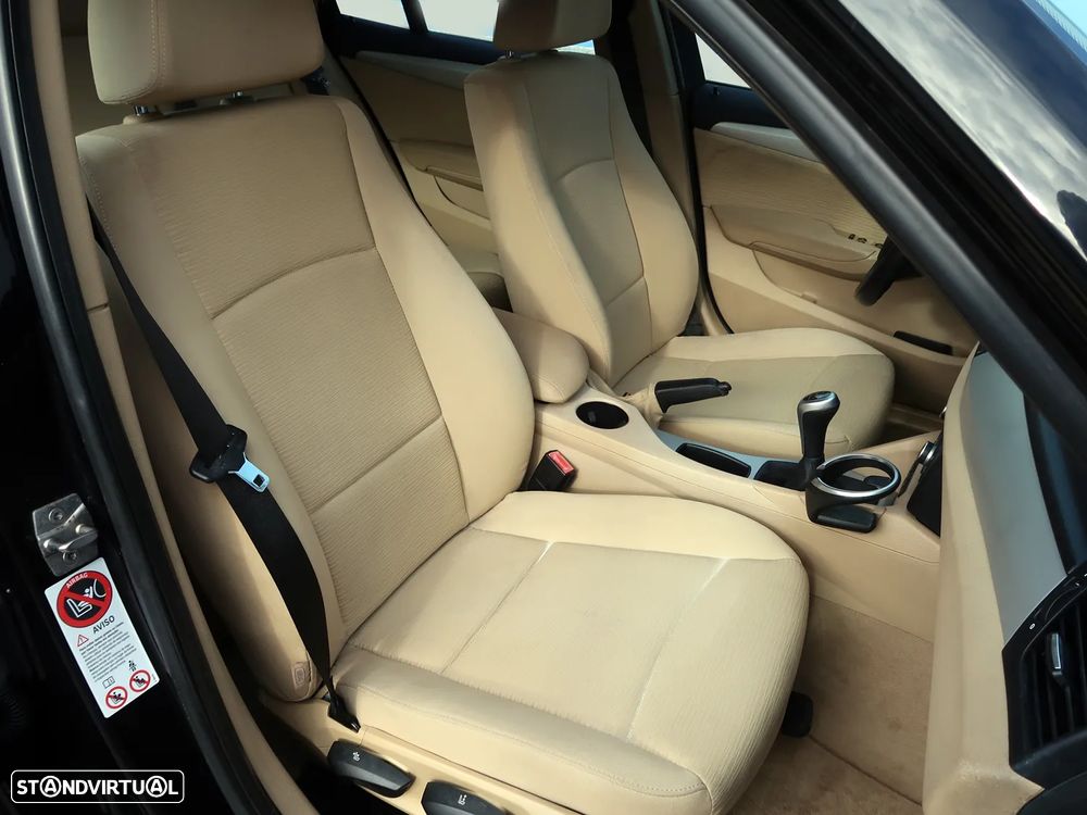 BMW X1 20 d sDrive - 13