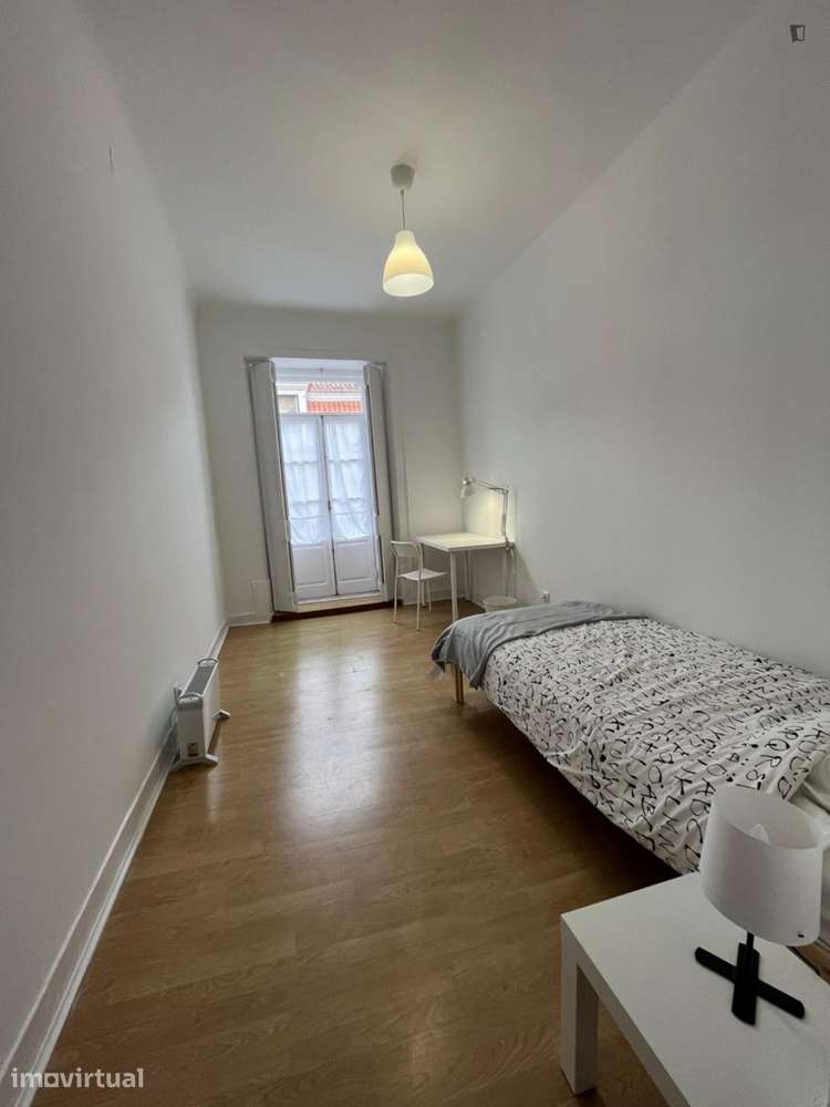Quarto - localizado em Baixa Lisbon - Grande imagem: 2/8