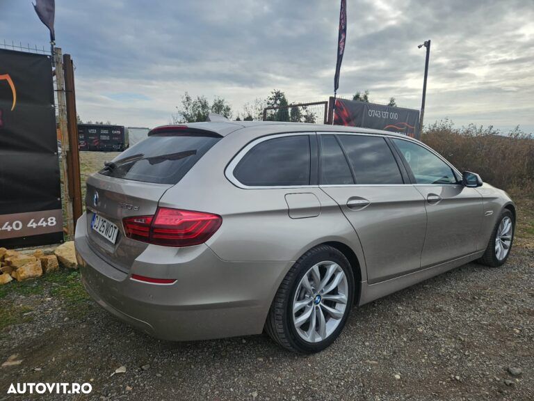 BMW Seria 5 520d Aut. Luxury Line - 9