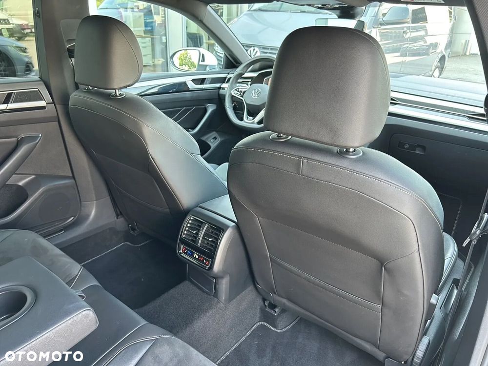 Volkswagen Arteon 2.0 TDI R-Line DSG - 10