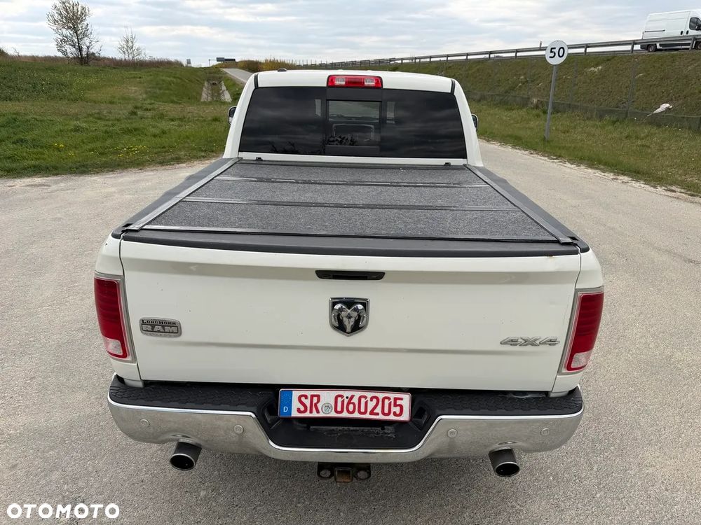 RAM 1500 5.7 Crew Cab Shortbed Limited Black - 11