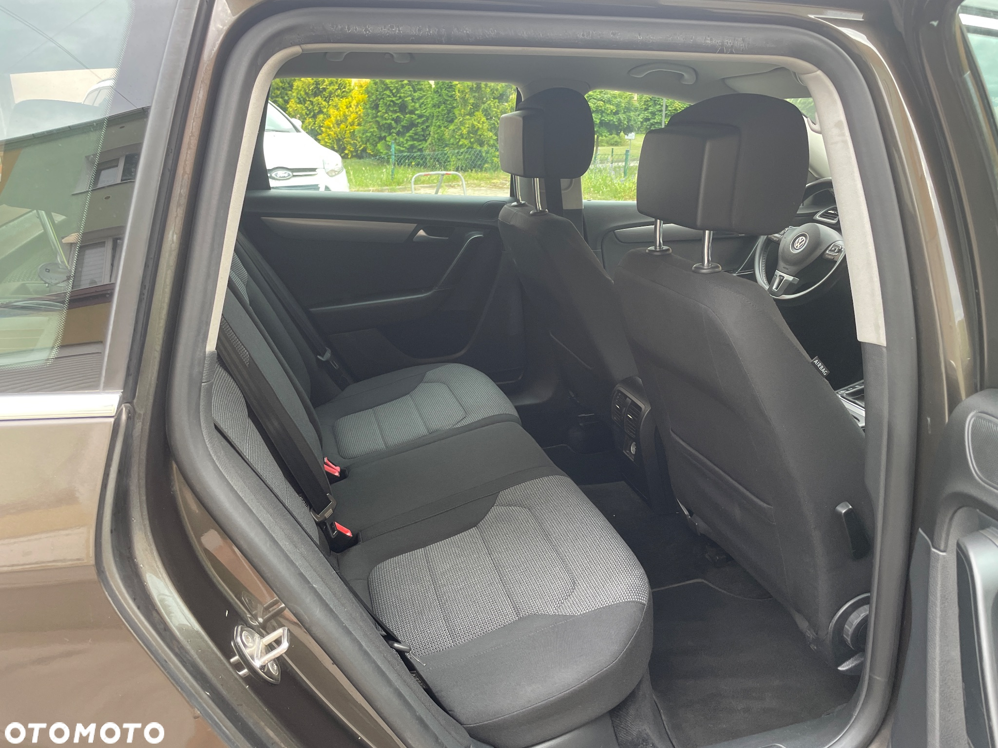 Volkswagen Passat 2.0 TDI Comfortline - 27