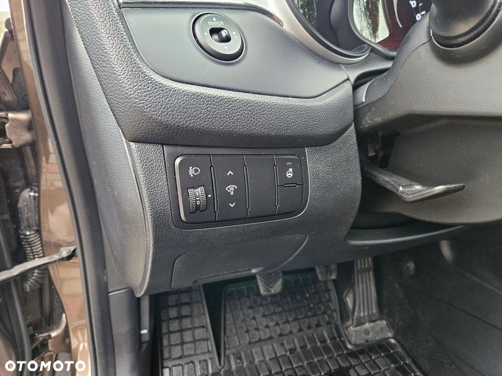 Kia Ceed 1.6 GDI L - 23