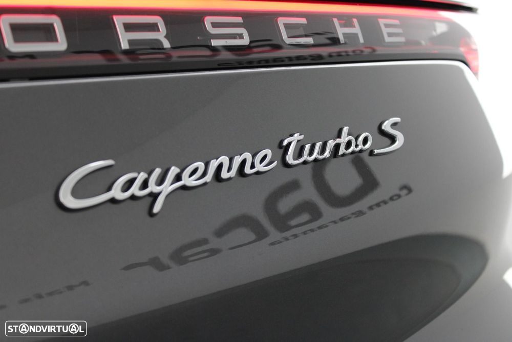 Porsche Cayenne Coupé Turbo S E-Hybrid - 53