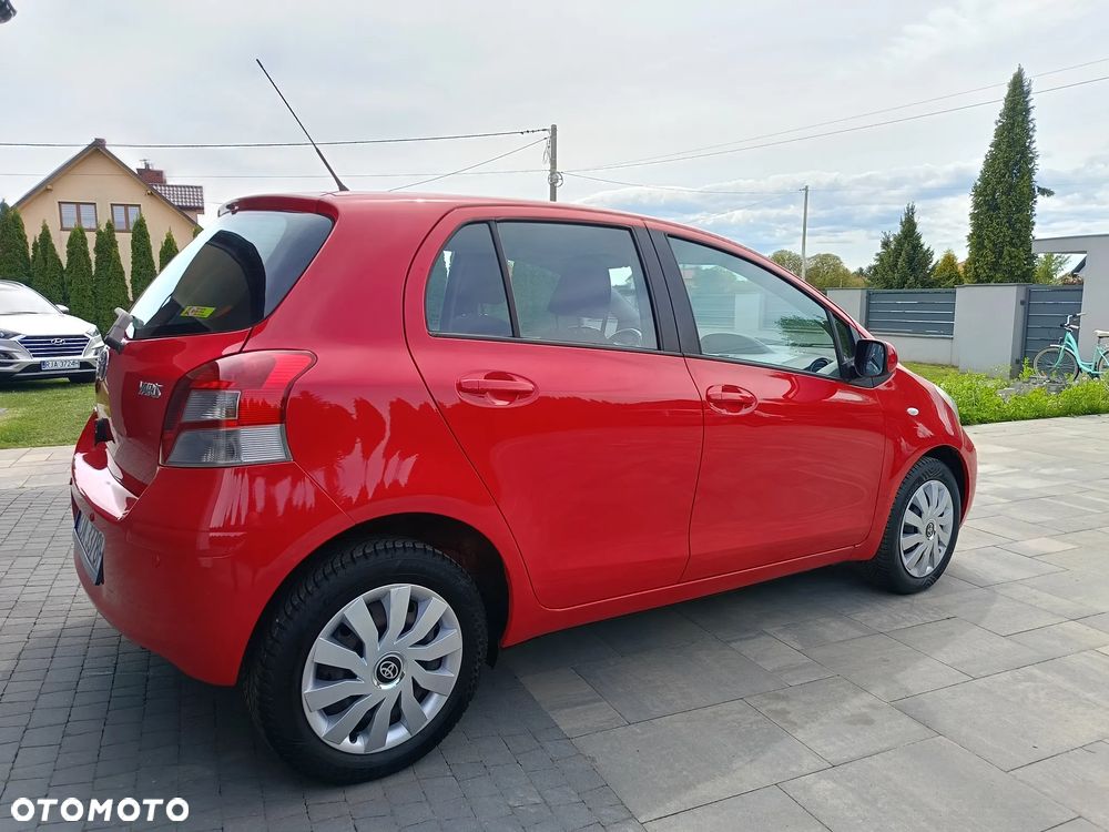 Toyota Yaris 1.33 VVT-i Comfort - 16