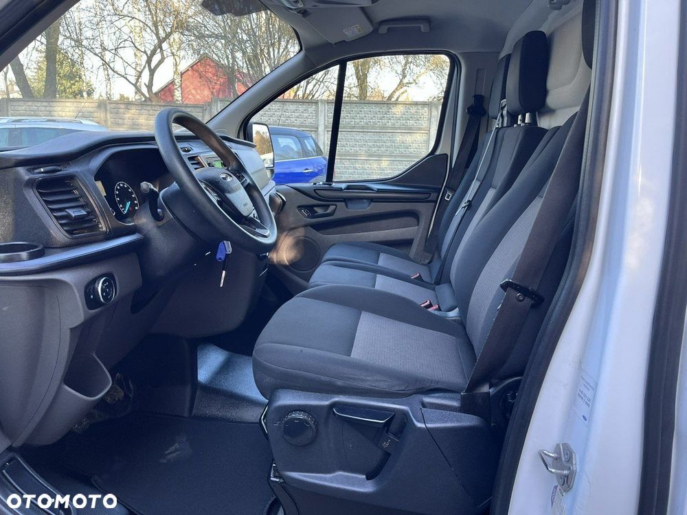 Ford Transit Custom - 10