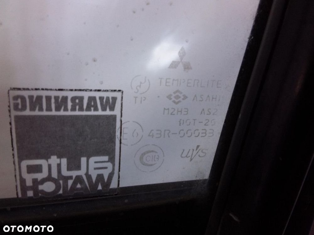 MITSUBISHI PAJERO III DRZWI PRZÓD PRAWE A69C - 7