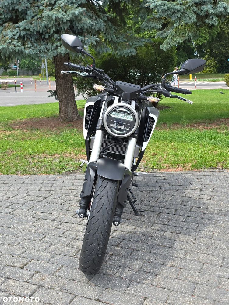 Honda CB - 4