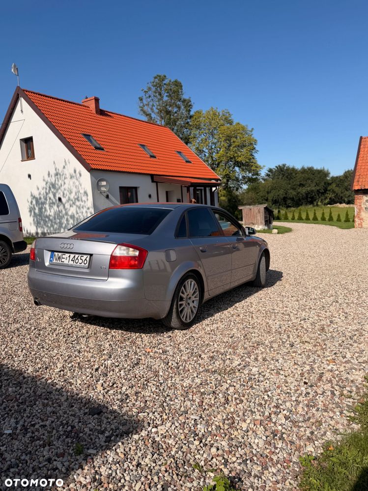 Audi A4 Limousine - 3