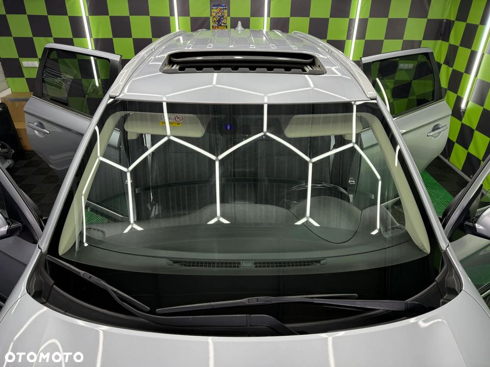 Mitsubishi Outlander 2.2 DI-D 4WD Intense - 20