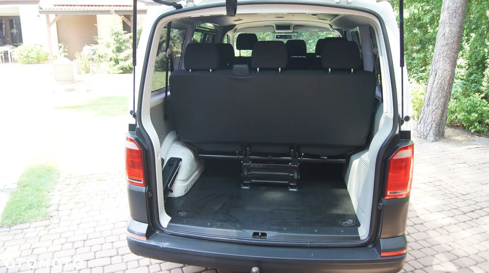 Volkswagen Transporter - 12