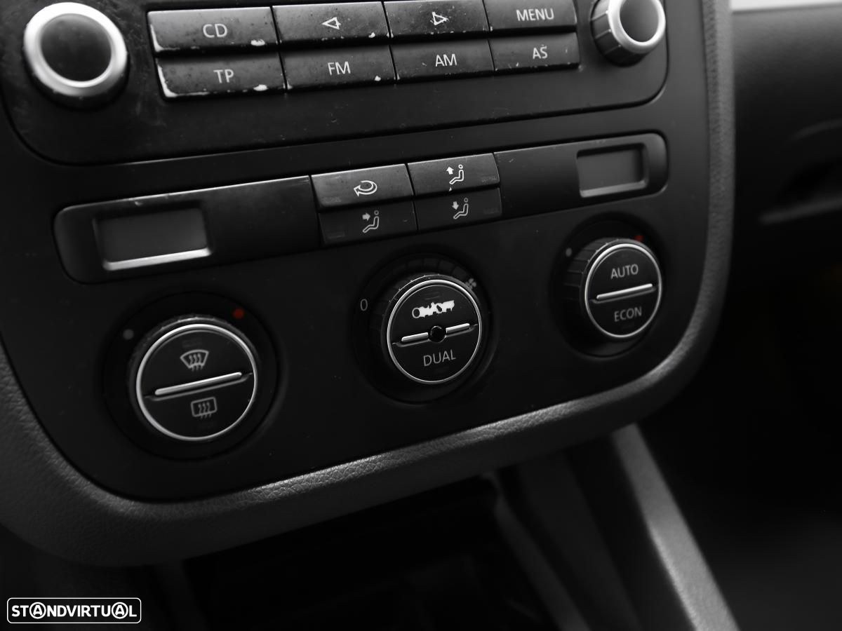 VW Golf - 16
