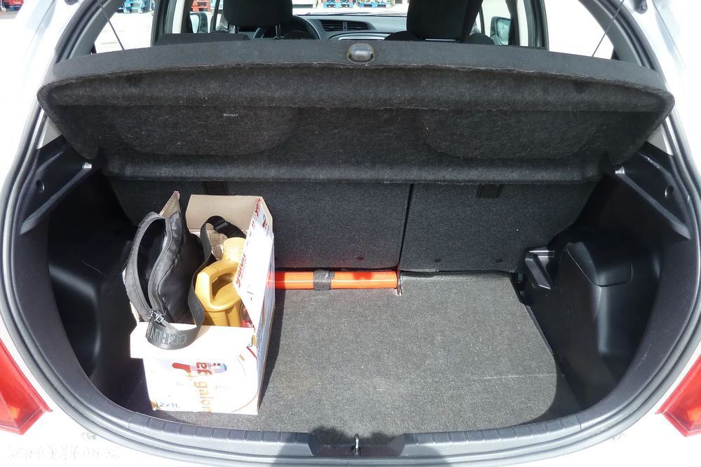 Toyota Yaris 1.33 Active - 14