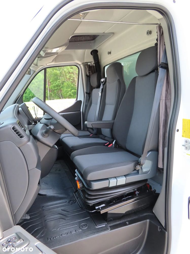 Renault Master 2.3 dCi 163 Km WZMACNIANY Chłodnia -20*C + 30*C Z Izoterma 4.20 Cm 8 Euro Palet Zasilanie V230 Funkcja Grzania Kabina Sypialniana WEBASTO Stan Jak NOWY - 32