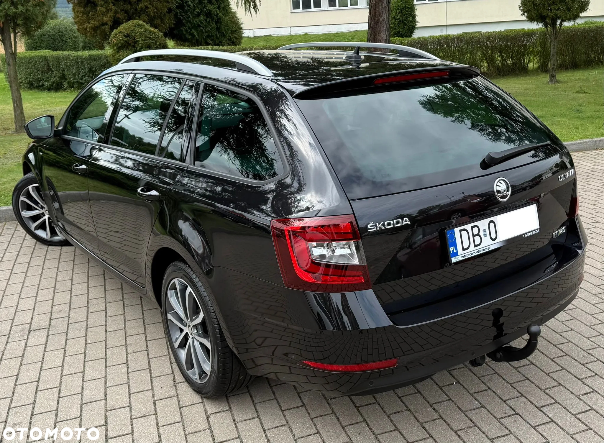 Skoda Octavia Combi 2.0 TDI DSG Exclusive - 22