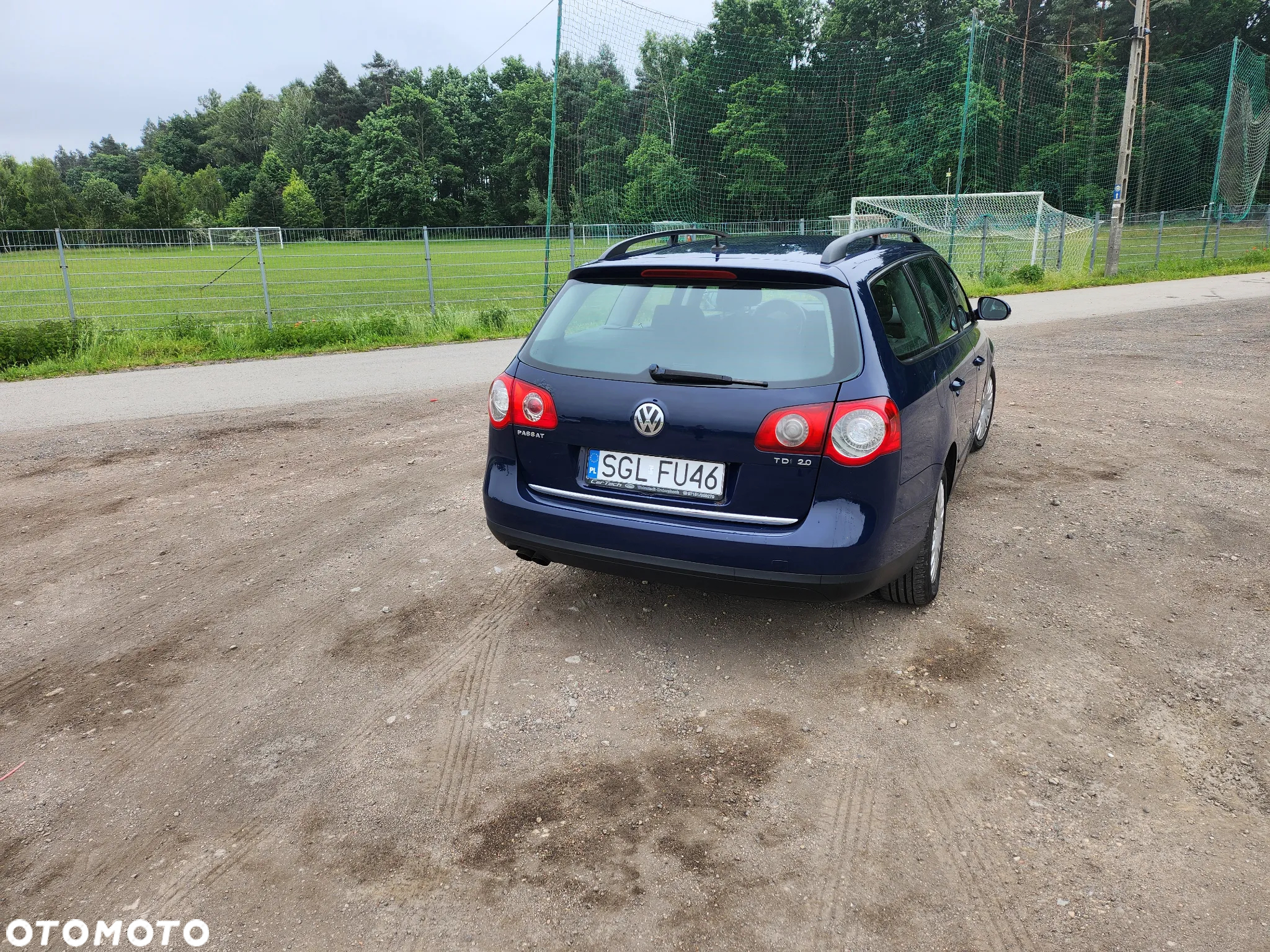 Volkswagen Passat - 4