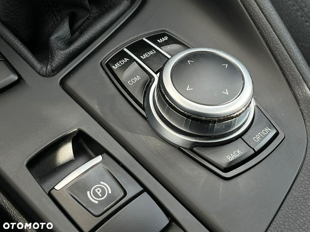 BMW X1 xDrive25e Advantage - 23